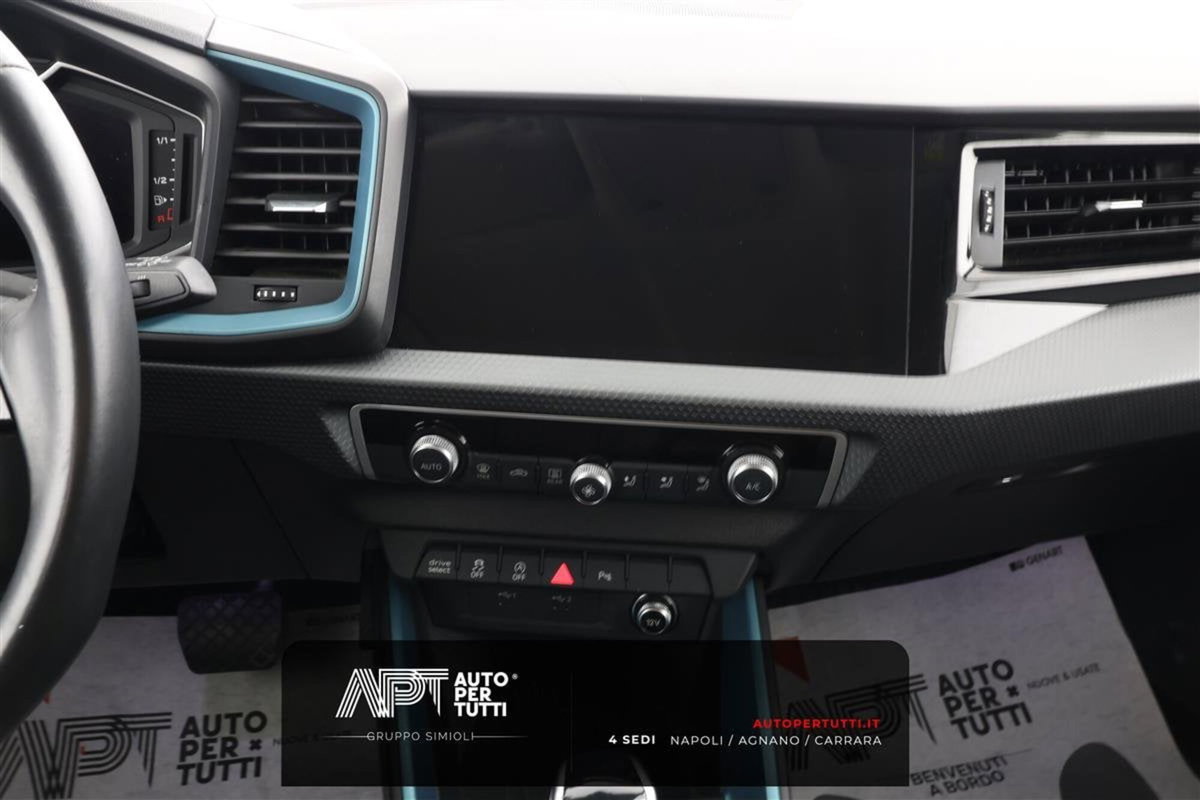 Audi A1 allstreet allstreet 35 TFSI S tronic Identity Contrast (13)