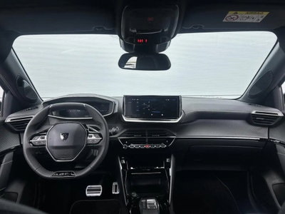 Peugeot 208 motore elettrico 136 CV 5 porte GT (5)
