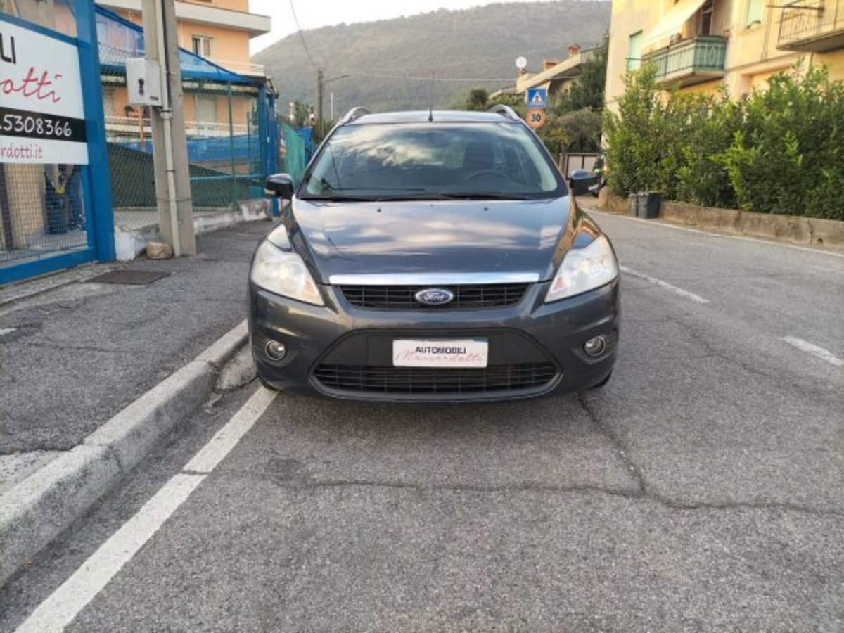 Ford Focus Station Wagon 1.6 TDCi (90CV) SW Tit. (3)