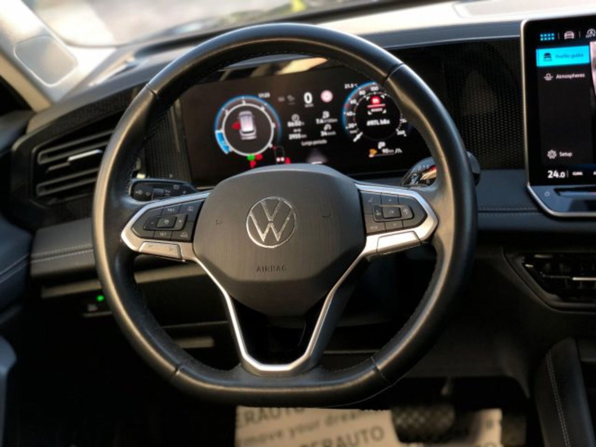 Volkswagen Tiguan 2.0 tdi Edition 20 150cv dsg (17)