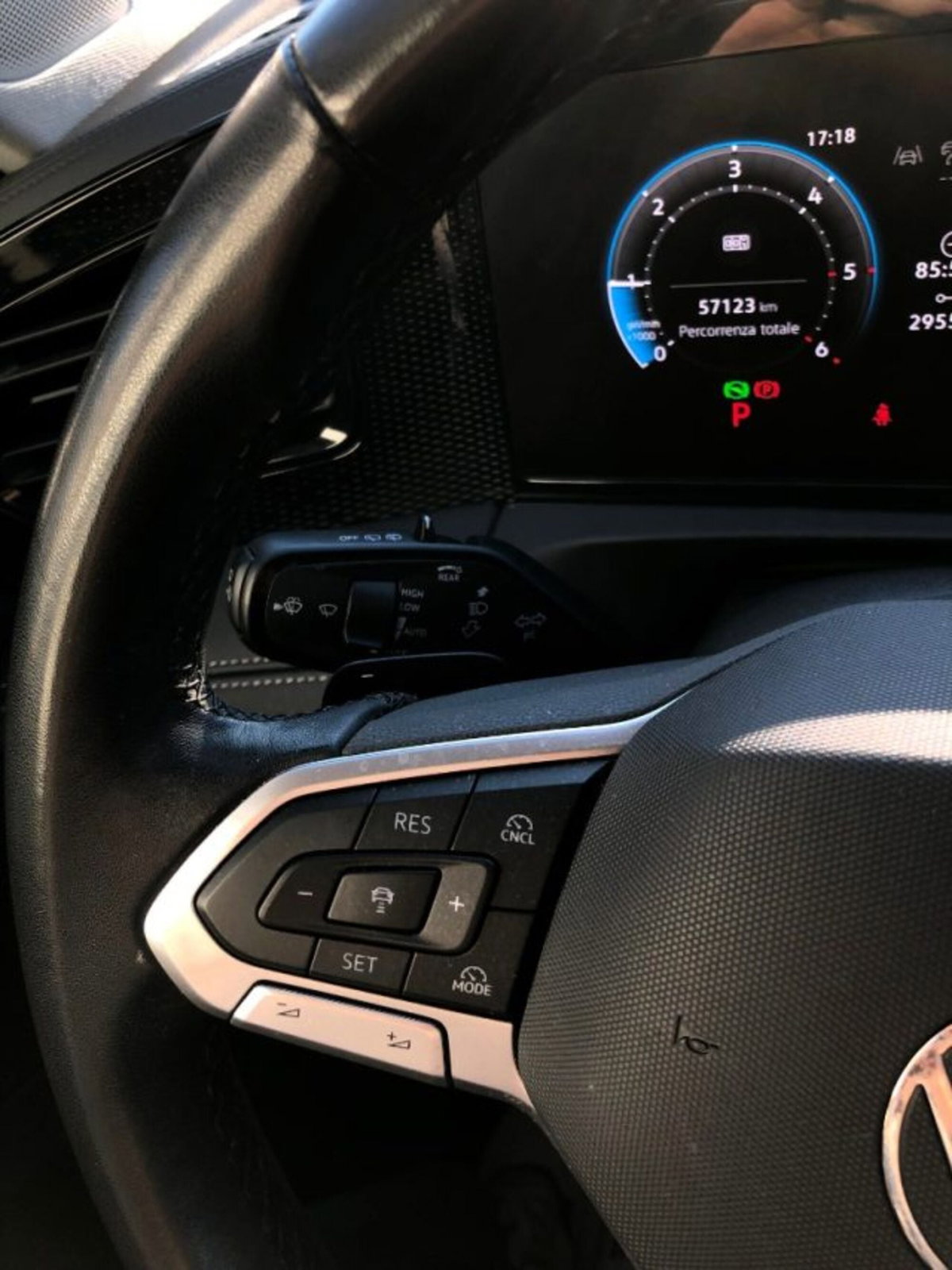 Volkswagen Tiguan 2.0 tdi Edition 20 150cv dsg (20)