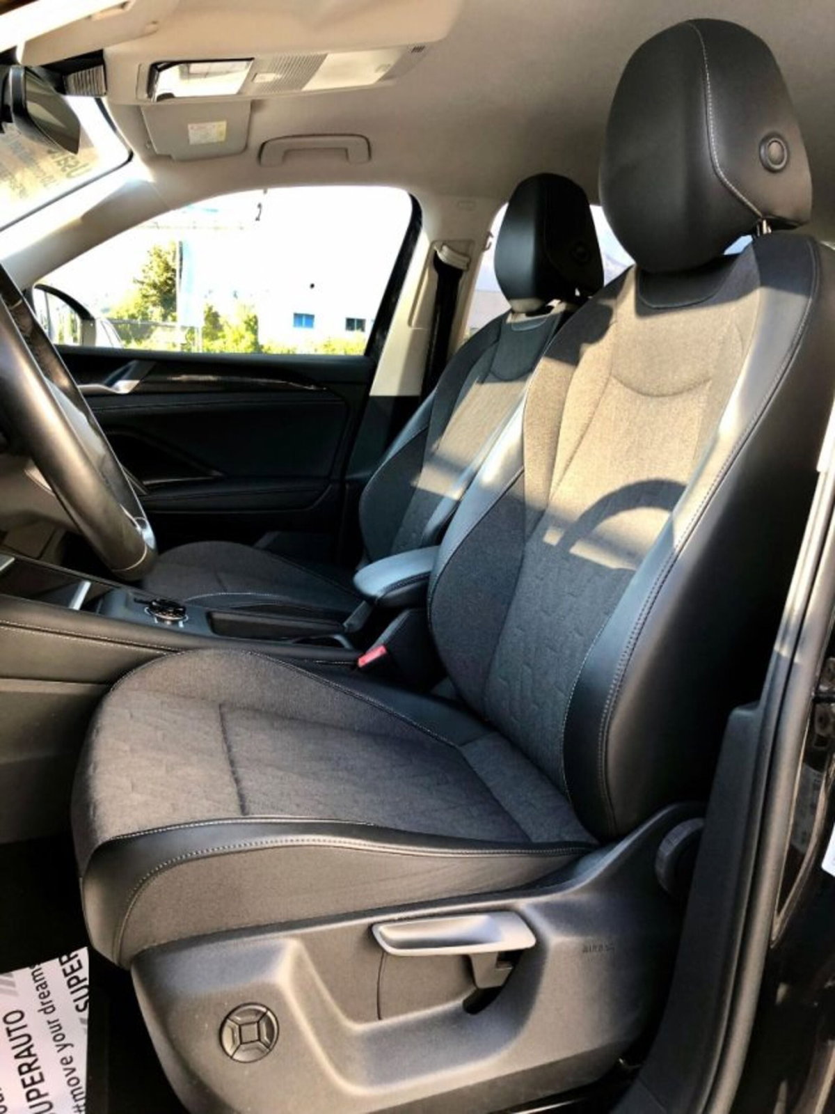 Volkswagen Tiguan 2.0 tdi Edition 20 150cv dsg (9)