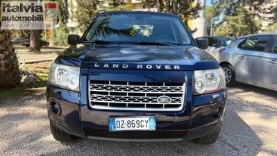 Land Rover Freelander 2.2 TD4 S.W. E (4)