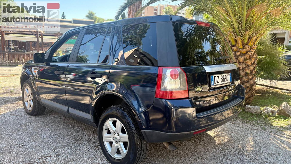 Land Rover Freelander 2.2 TD4 S.W. E (5)