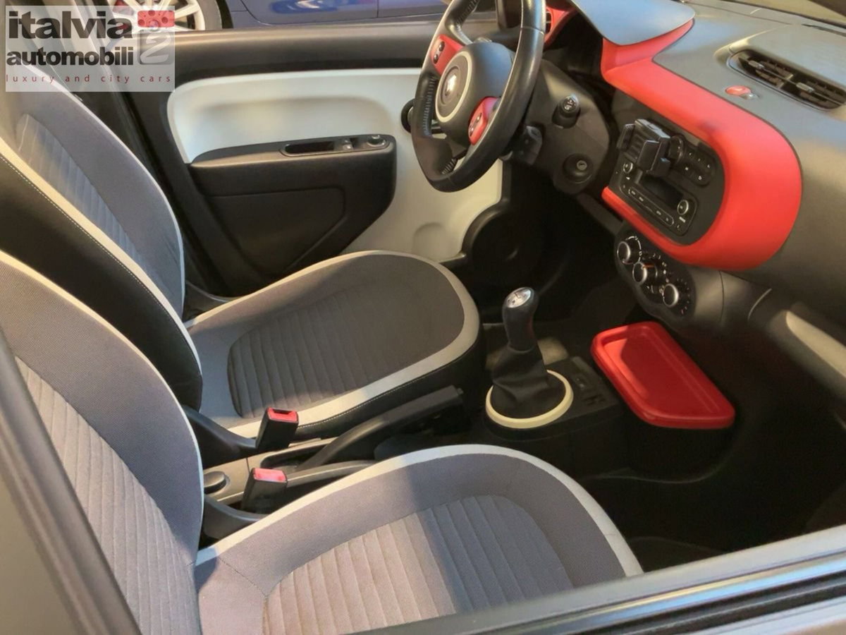 Renault Twingo 1.0 SCe Wave (4)