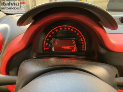 Renault Twingo 1.0 SCe Wave (6)