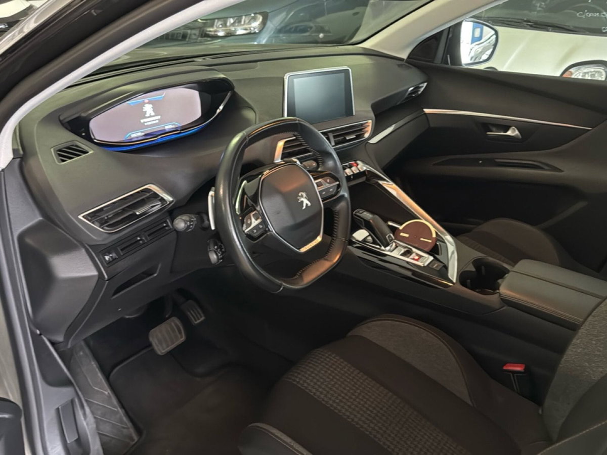 Peugeot 3008 BlueHDi 130 S&S EAT8 Active Business (6)