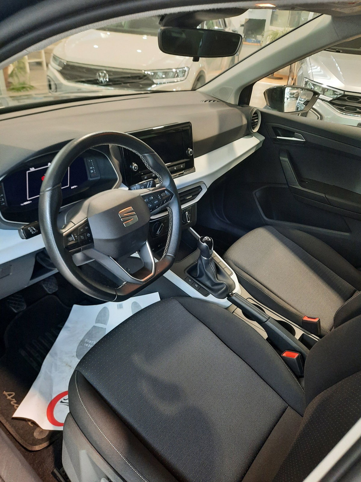 SEAT Arona 1.0 EcoTSI FR (4)