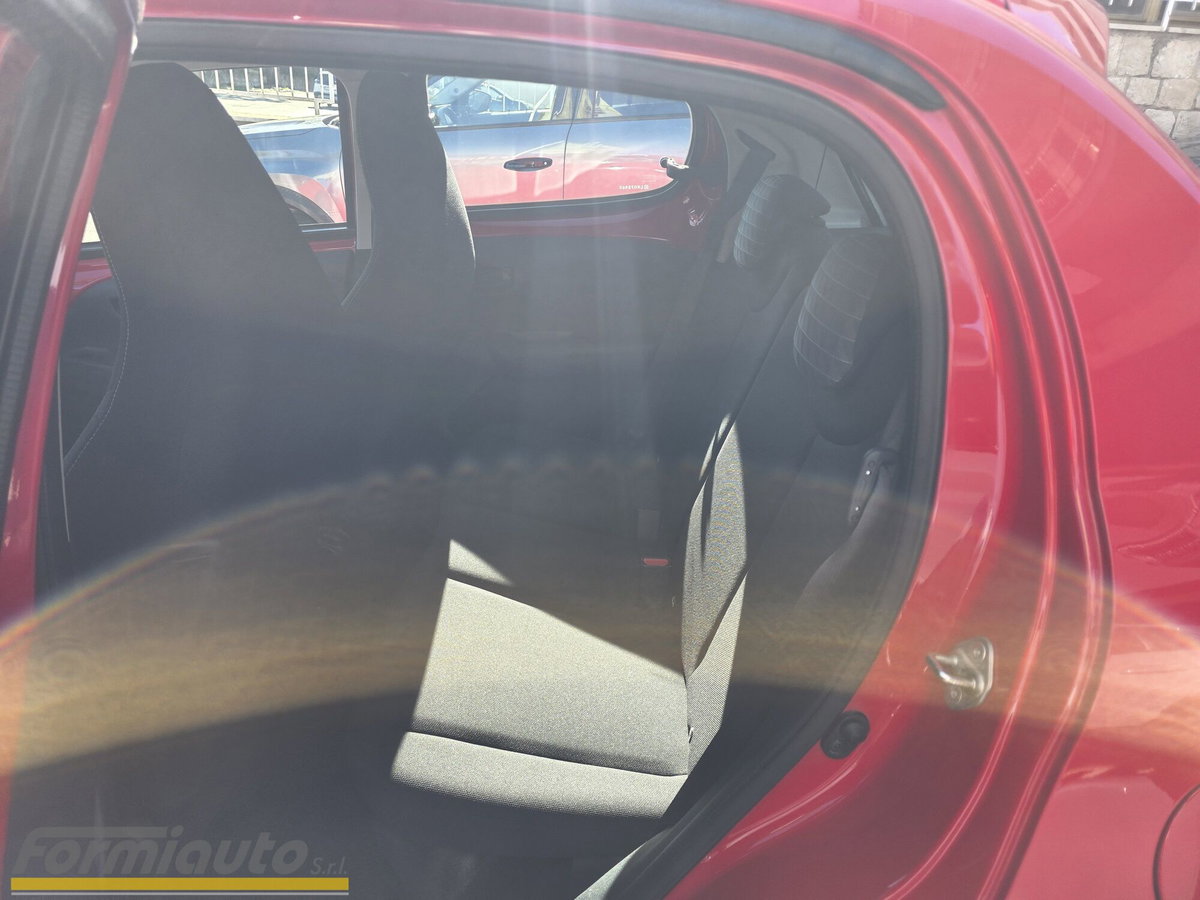Peugeot 108 72 3 porte Active (13)