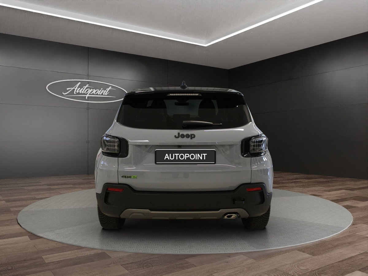 Jeep Avenger 1.2 turbo e-hybrid mhev Overland 4xe 145cv edct6 (3)