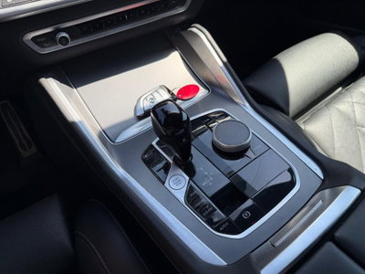 BMW X6 xDrive40d 48V Msport (10)