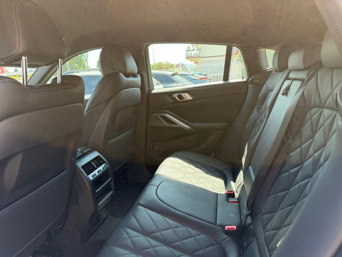 BMW X6 xDrive40d 48V Msport (15)