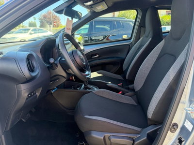 Toyota Aygo X 1.0 VVT-i 72 CV 5p. Undercover S-CVT (15)