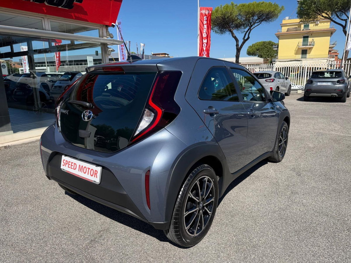 Toyota Aygo X 1.0 VVT-i 72 CV 5p. Undercover S-CVT (5)