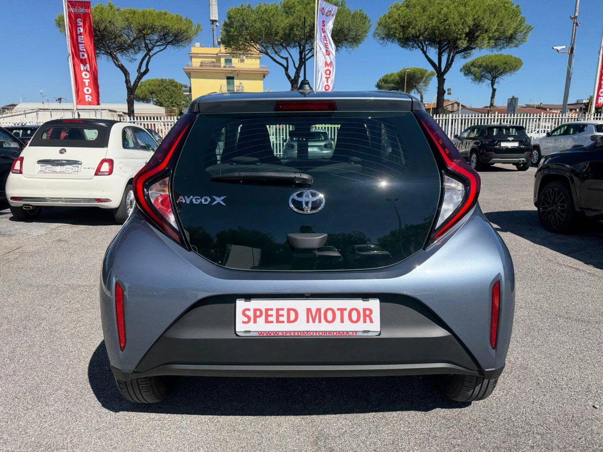 Toyota Aygo X 1.0 VVT-i 72 CV 5p. Undercover S-CVT (6)