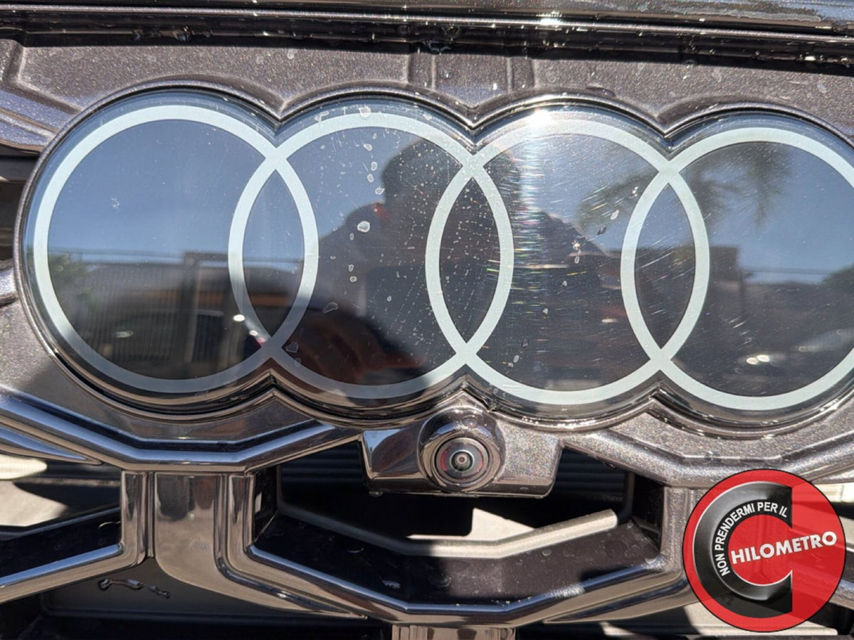 Audi Q3 Sportback 35 TDI quattro S tronic S line edition (15)