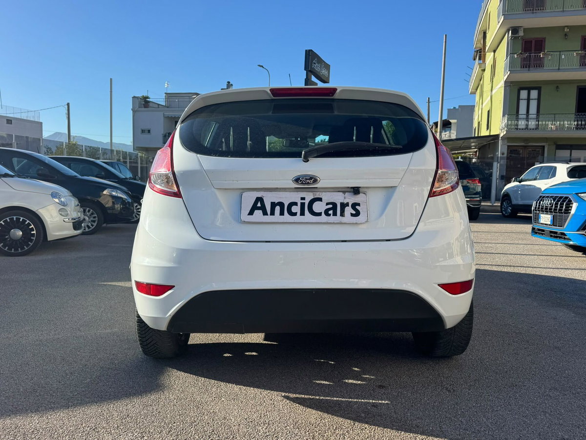 Ford Fiesta 1.0 80CV 5 porte (14)