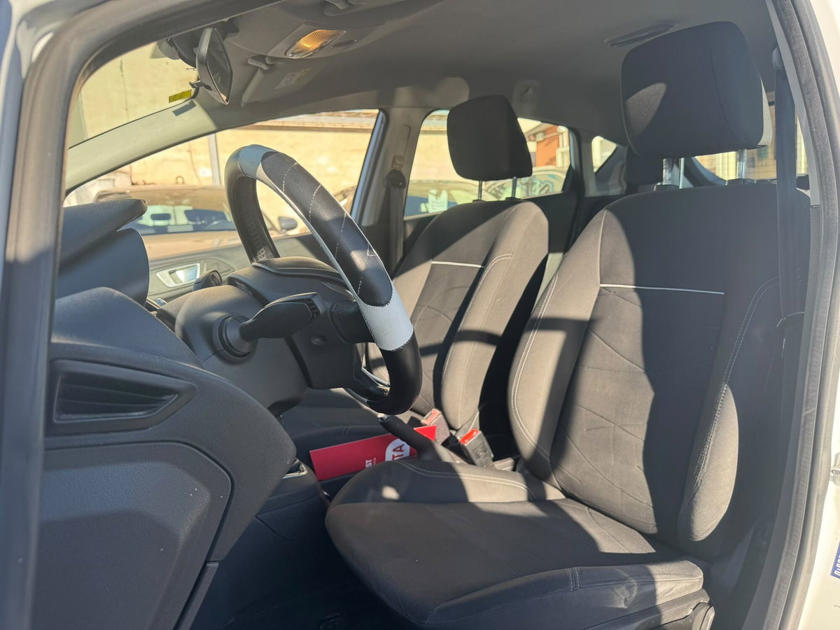 Ford Fiesta 1.0 80CV 5 porte (6)