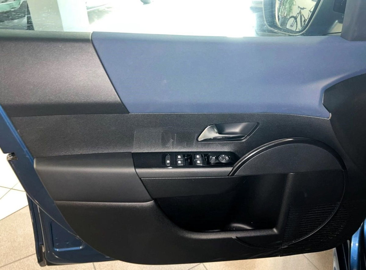 Lancia Ypsilon 1.2 mhev Edizione Limitata Cassina e-dct (9)