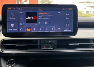 Jeep Avenger 1.2 turbo e-hybrid mhev Summit fwd 110cv edct6 (13)
