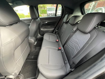 Jeep Avenger 1.2 turbo e-hybrid mhev Summit fwd 110cv edct6 (17)