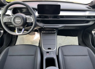 Jeep Avenger 1.2 turbo e-hybrid mhev Summit fwd 110cv edct6 (18)