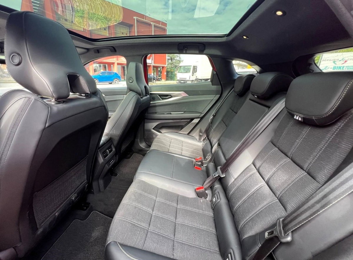 Renault Austral 1.2 full hybrid Iconic 200cv auto (15)