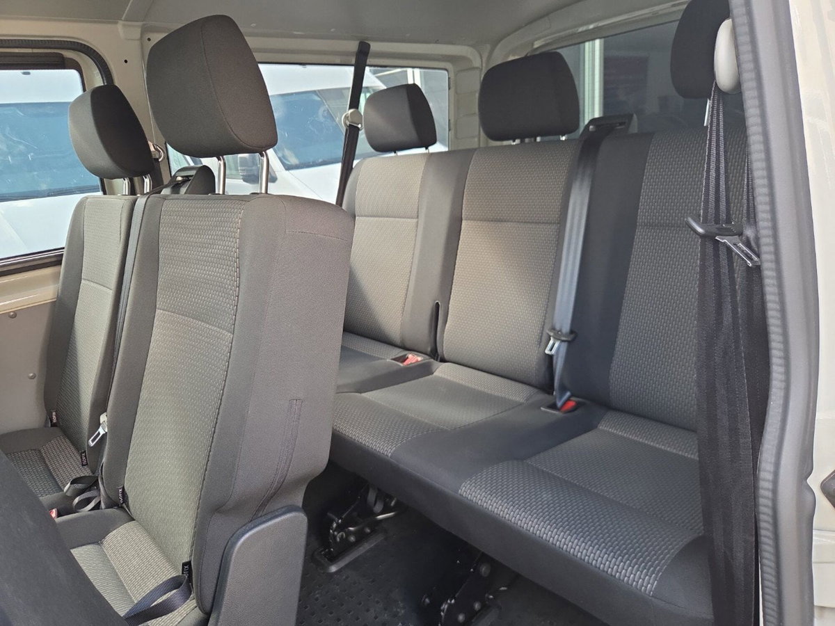 Volkswagen Veicoli Commerciali T6.1 Transporter 32 2.0 tdi 150cv kombi Business p.l. dsg7 (10)
