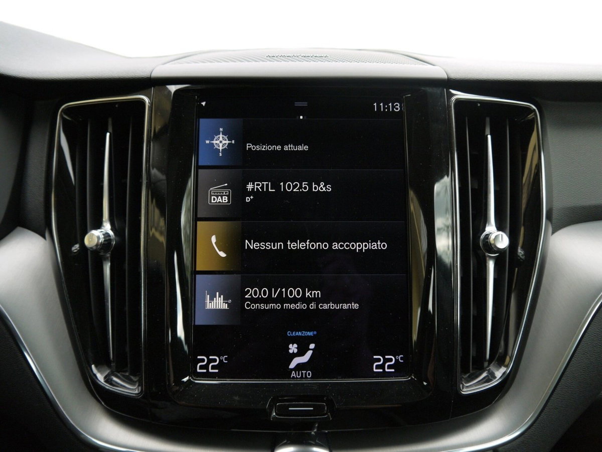 Volvo XC60 D4 Geartronic Momentum Pro (17)