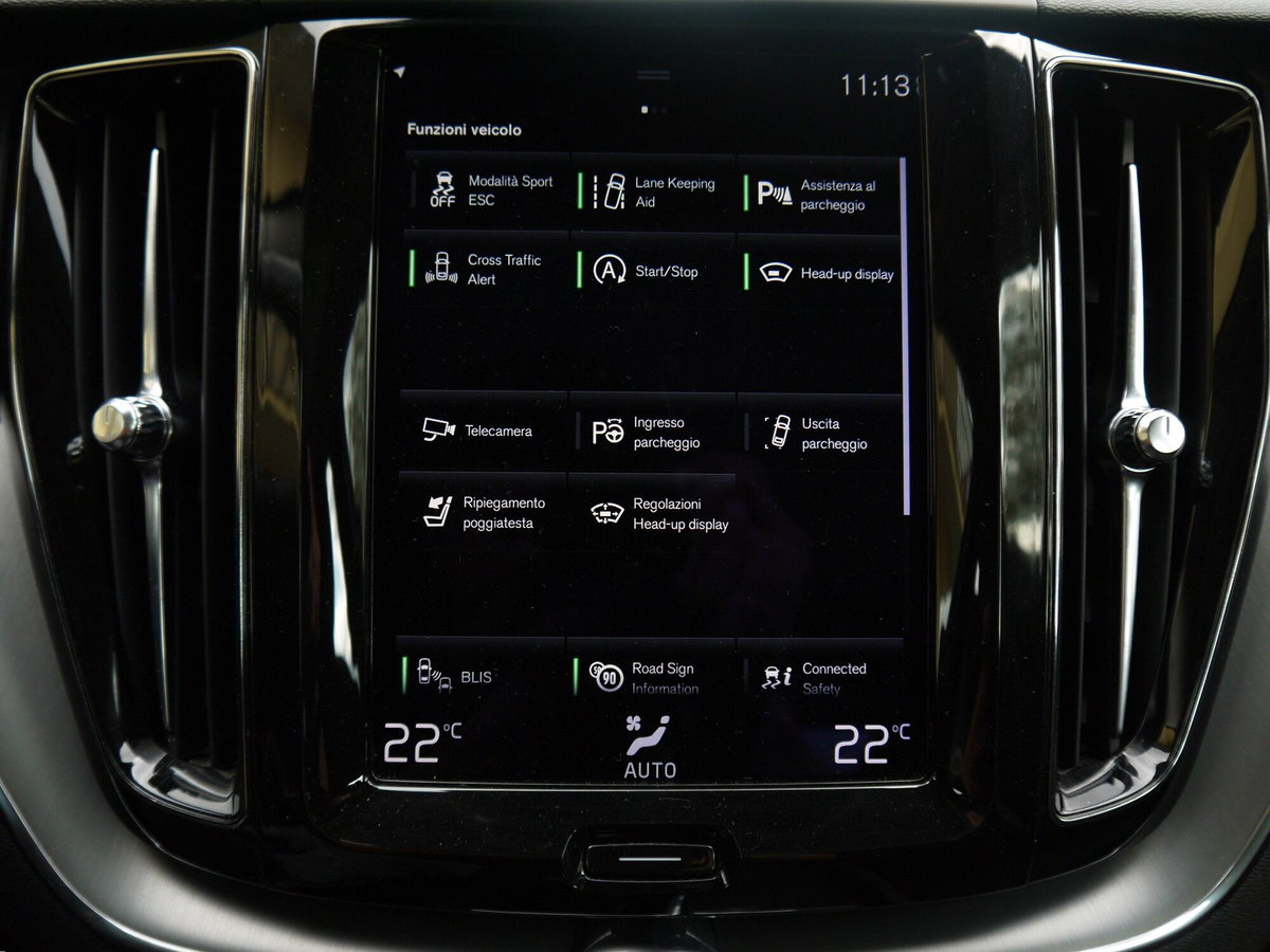 Volvo XC60 D4 Geartronic Momentum Pro (18)