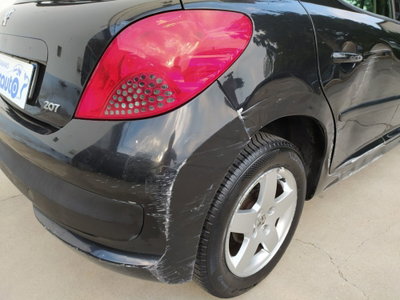 Peugeot 207 VTi 95CV 5p. Energie (19)