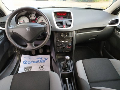 Peugeot 207 VTi 95CV 5p. Energie (4)