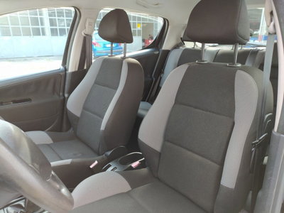 Peugeot 207 VTi 95CV 5p. Energie (6)