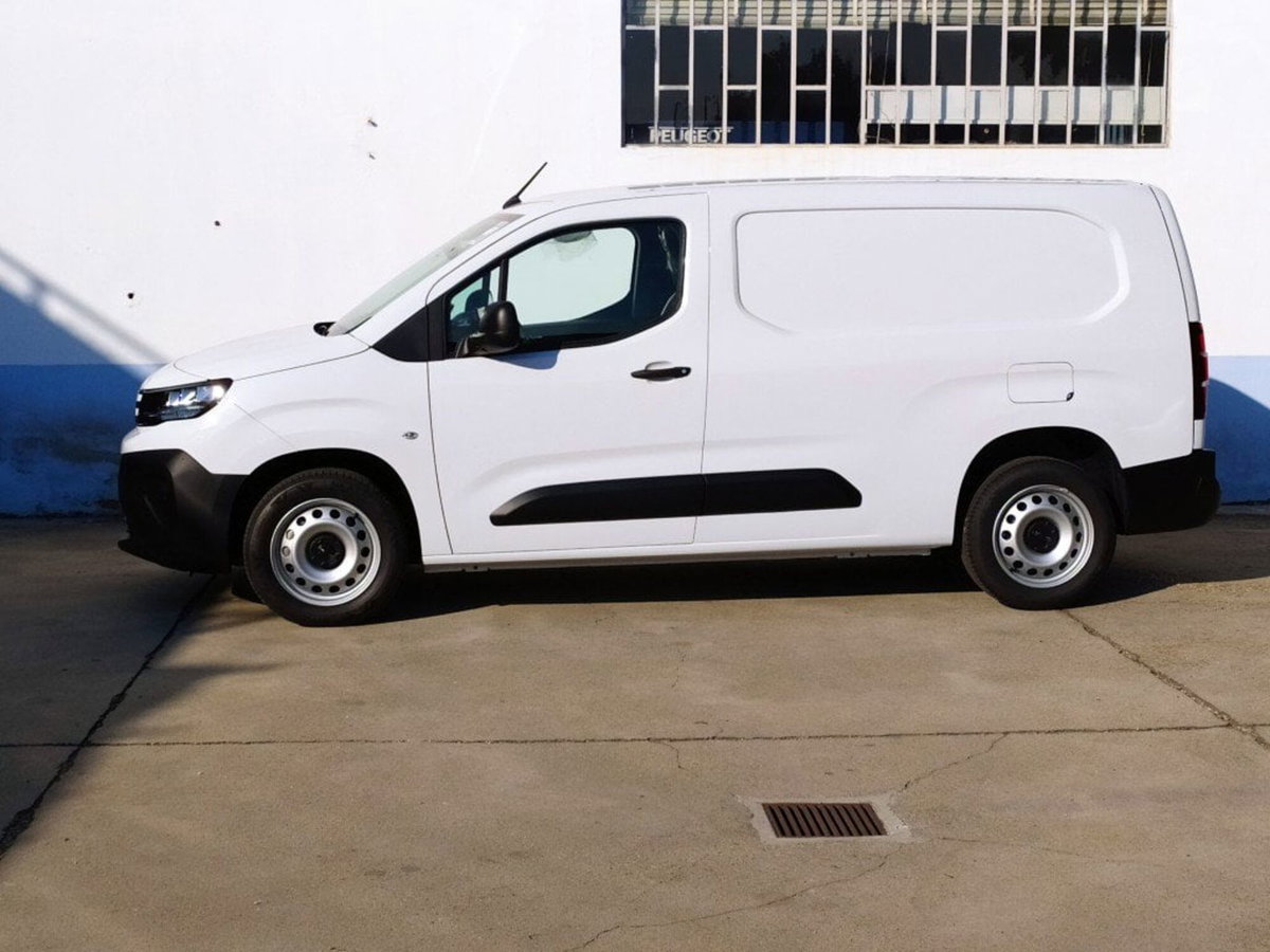 Peugeot Partner Furgone XL 1.5 diesel 100cv S&S (9)