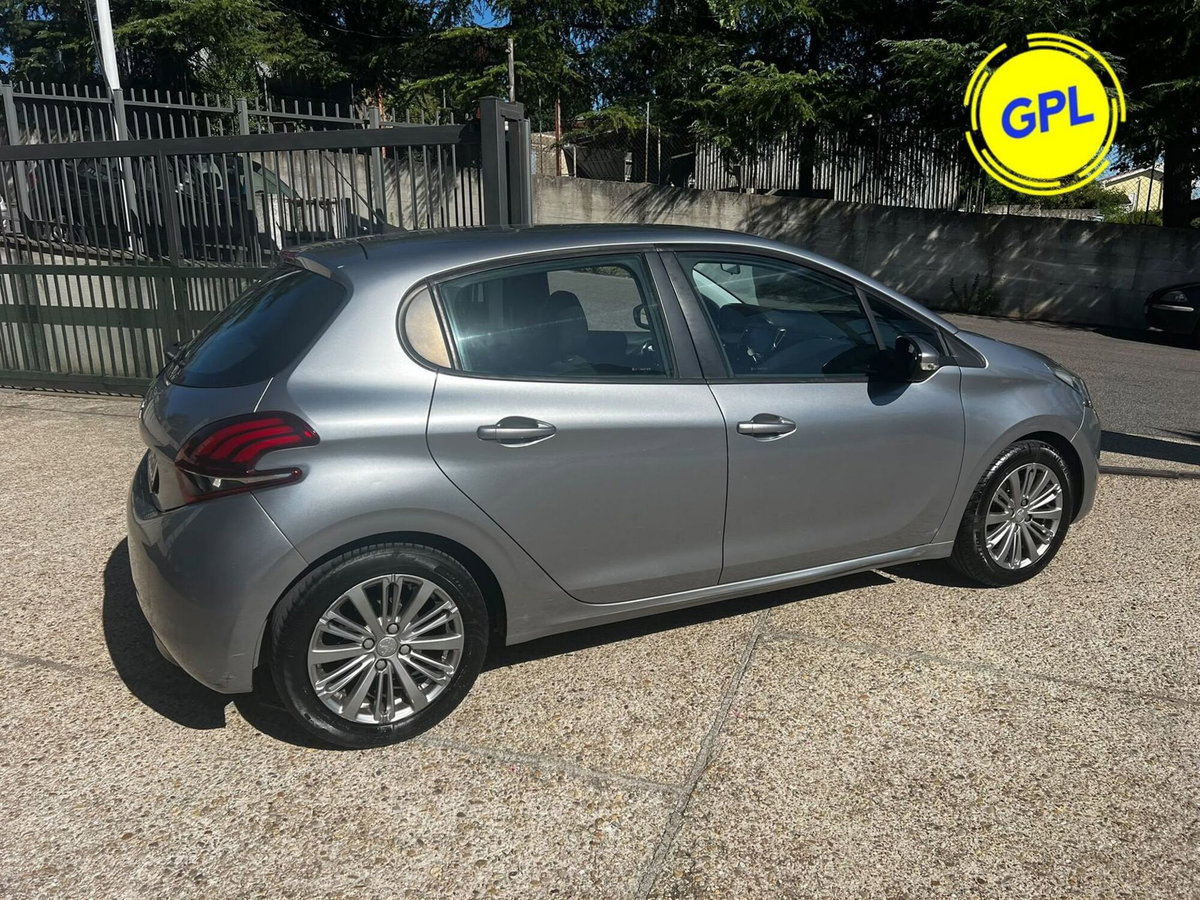 Peugeot 208 82 Stop&Start 5 porte Allure (5)