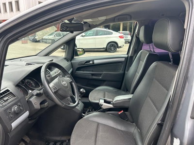 Opel Zafira 1.9 CDTI 120CV Cosmo (6)