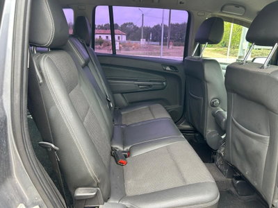 Opel Zafira 1.9 CDTI 120CV Cosmo (8)