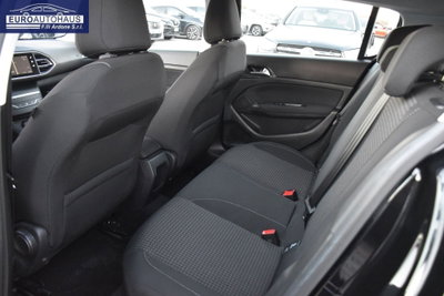 Peugeot 308 BlueHDi 130 S&S Business (12)
