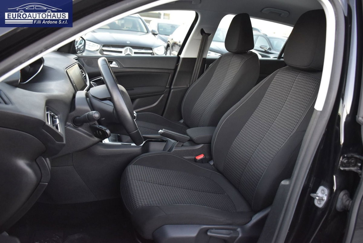 Peugeot 308 BlueHDi 130 S&S Business (8)