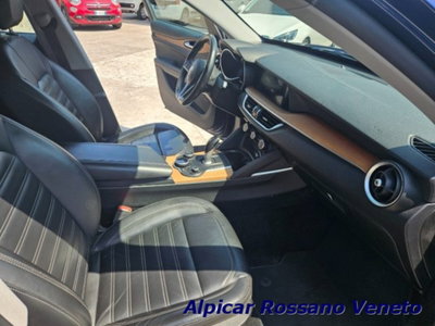 Alfa Romeo Stelvio Stelvio 2.2 Turbodiesel 180 CV AT8 Q4 Super (16)
