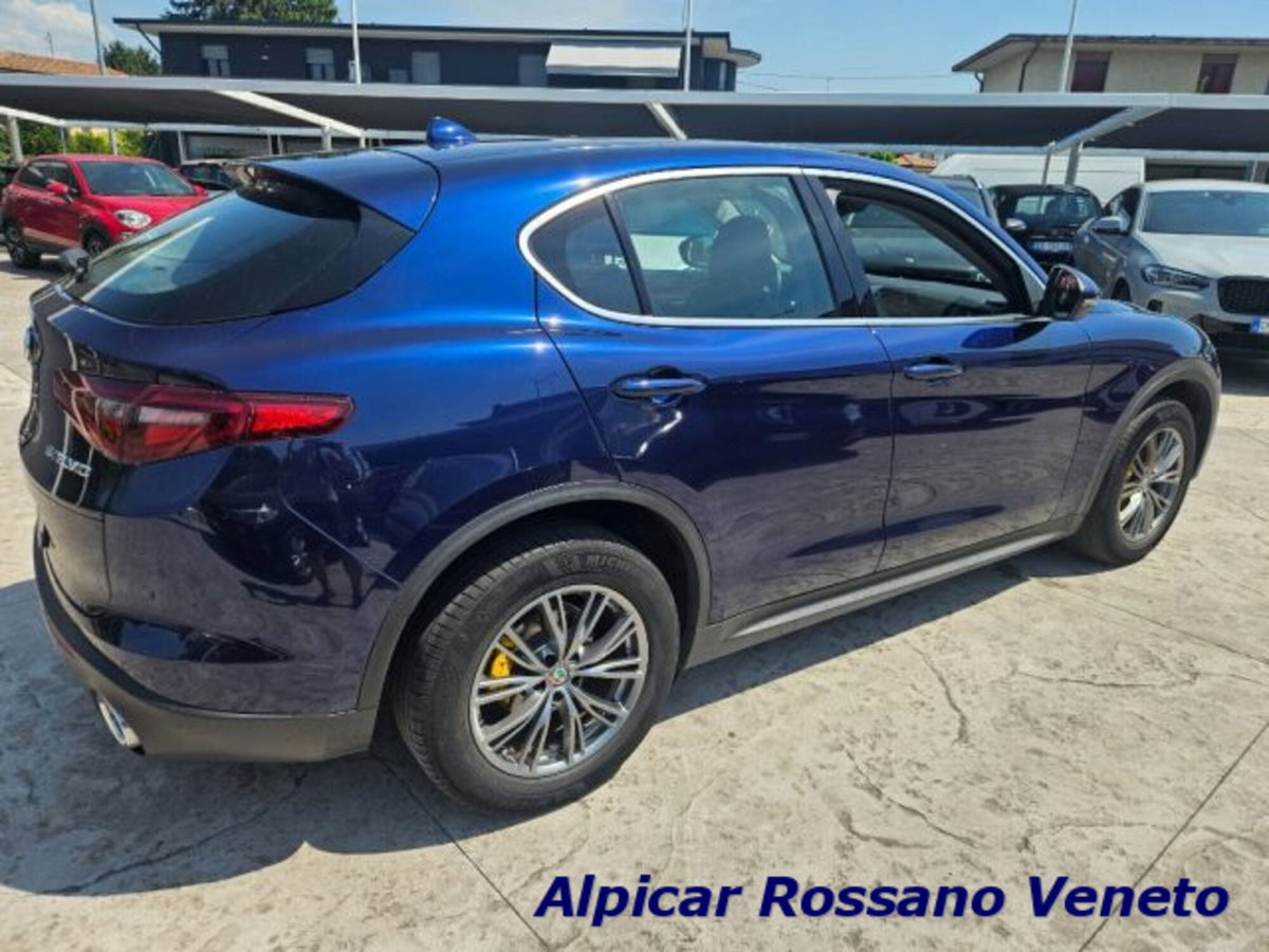 Alfa Romeo Stelvio Stelvio 2.2 Turbodiesel 180 CV AT8 Q4 Super (4)
