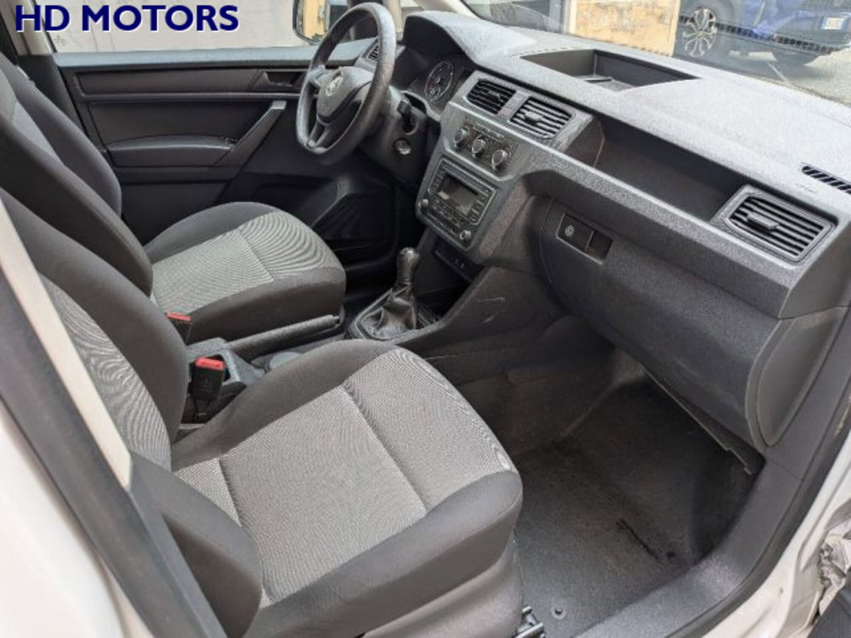 Volkswagen Veicoli Commerciali Caddy 2.0 TDI 102 CV Kombi Business Maxi (9)