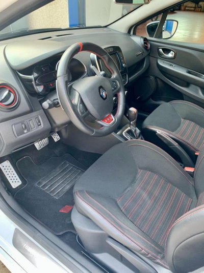 Renault Clio TCe 200CV EDC Start&Stop 5 porte Energy R.S. (5)