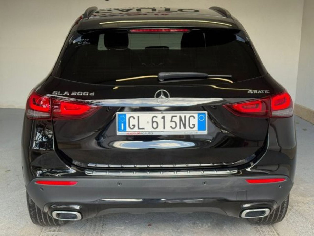 Mercedes-Benz GLA SUV 200 d Automatic 4Matic Sport Plus (17)