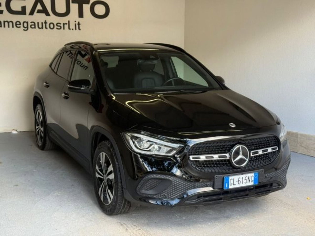 Mercedes-Benz GLA SUV 200 d Automatic 4Matic Sport Plus (8)