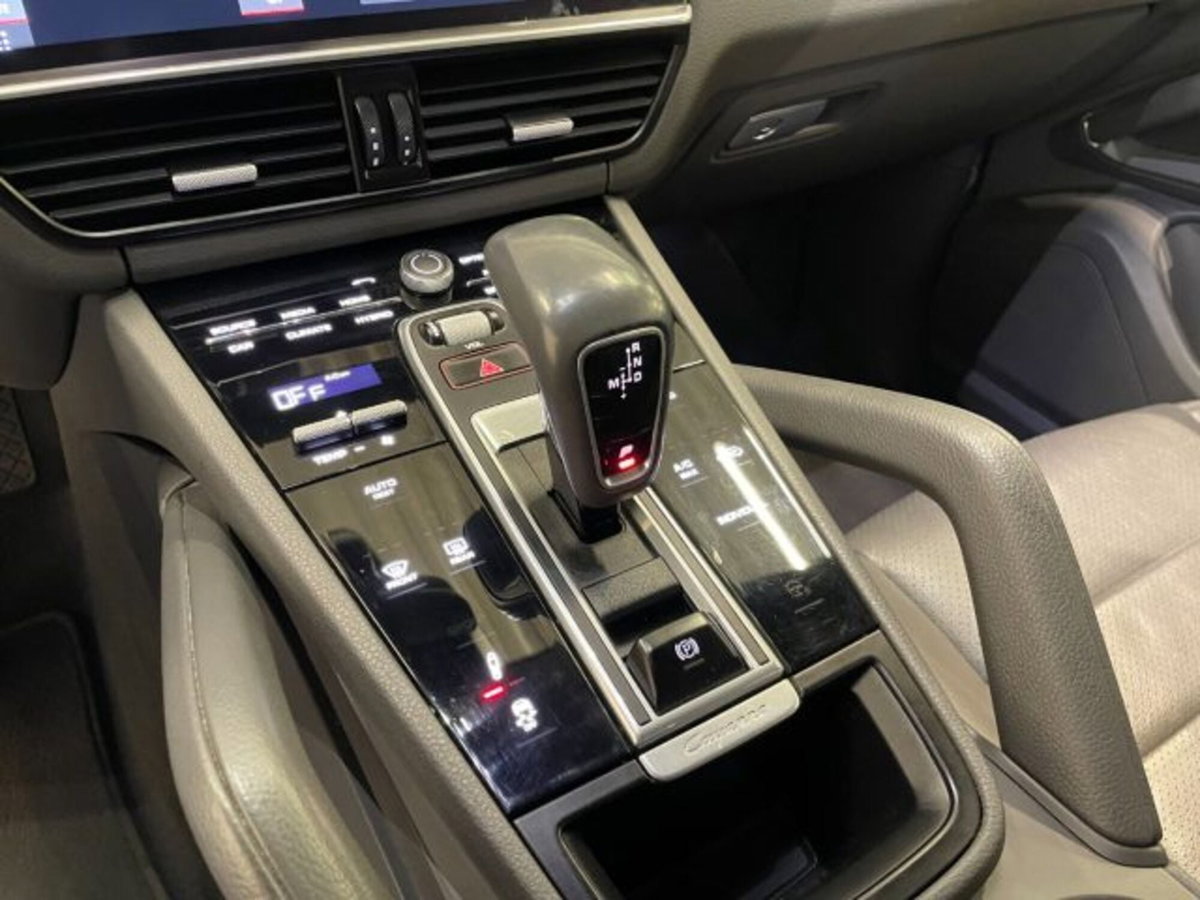 Porsche Cayenne 3.0 V6 (12)