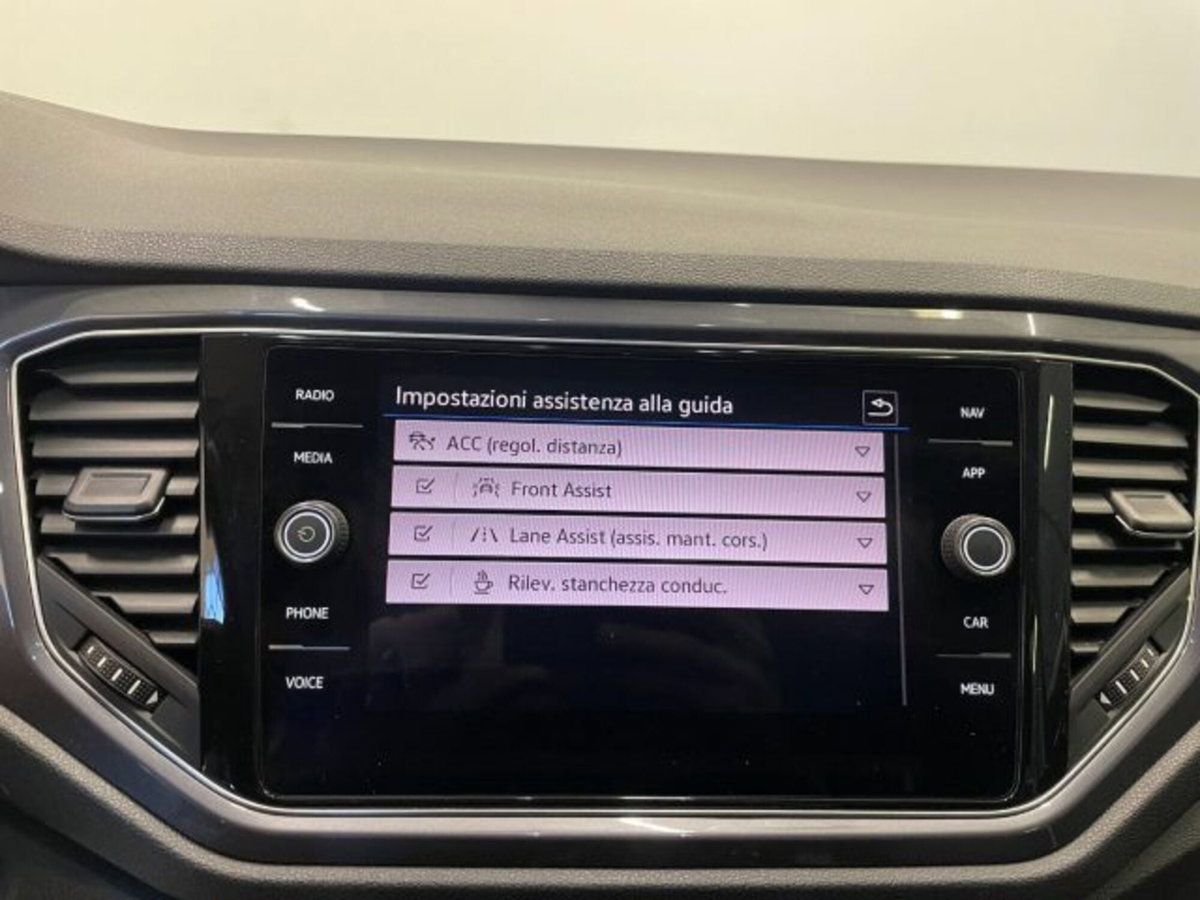Volkswagen T-Roc 2.0 tdi R-Line 4motion 150cv dsg (12)