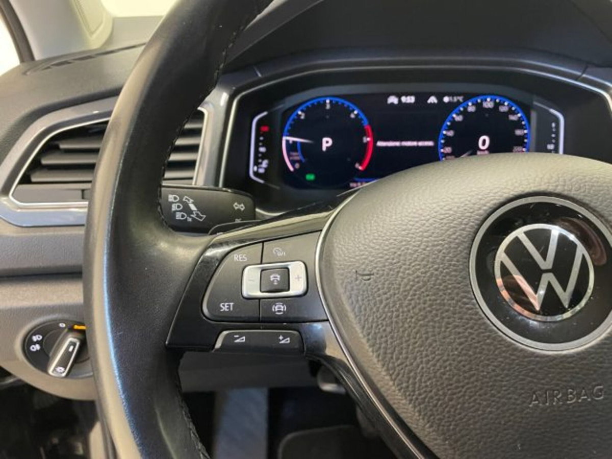 Volkswagen T-Roc 2.0 tdi R-Line 4motion 150cv dsg (17)