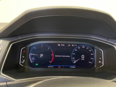 Volkswagen T-Roc 2.0 tdi R-Line 4motion 150cv dsg (5)