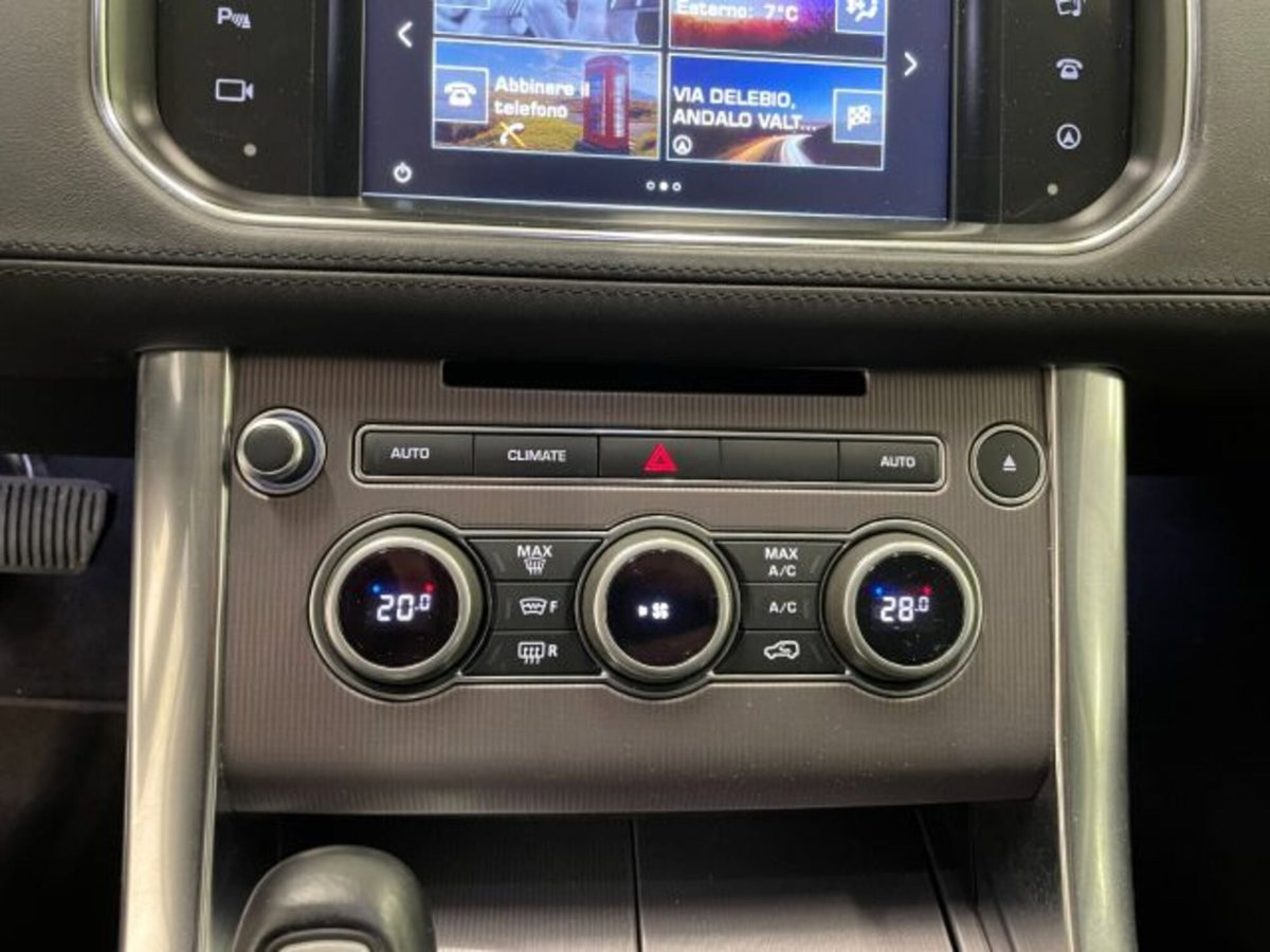 Land Rover Range Rover Sport 3.0 TDV6 HSE (10)